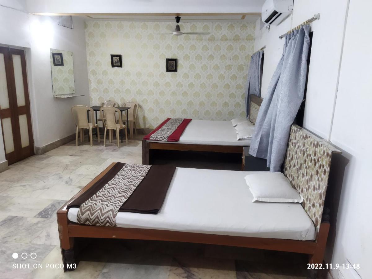 Hotel Well Inn Пури Экстерьер фото