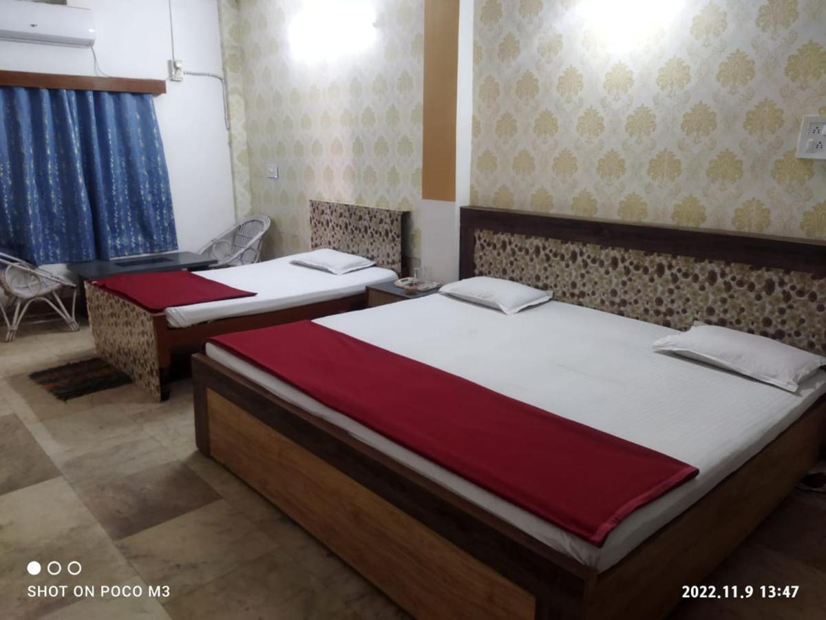 Hotel Well Inn Пури Экстерьер фото