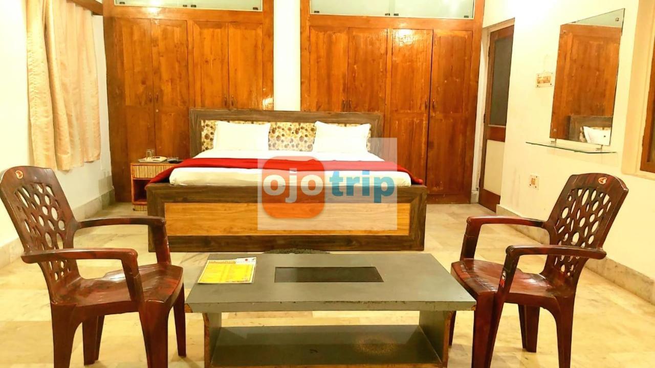 Hotel Well Inn Пури Экстерьер фото